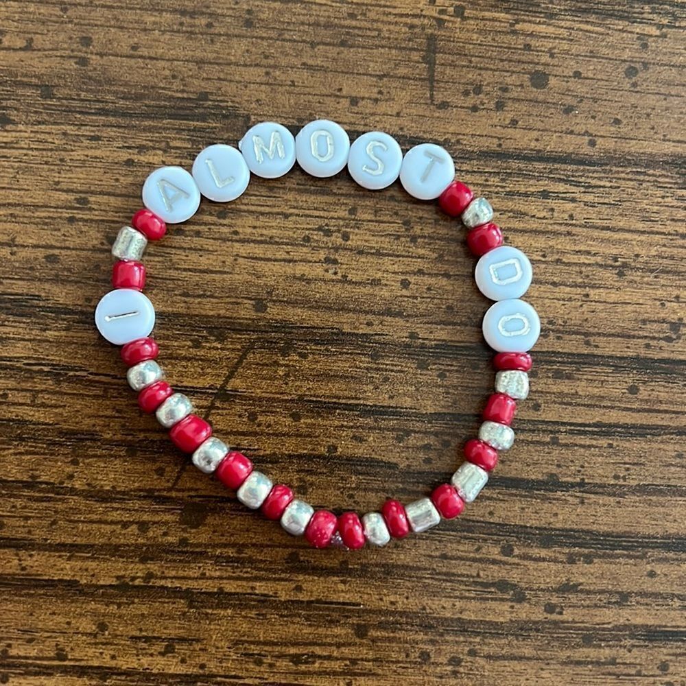 Taylor Swift Friendship Bracelet